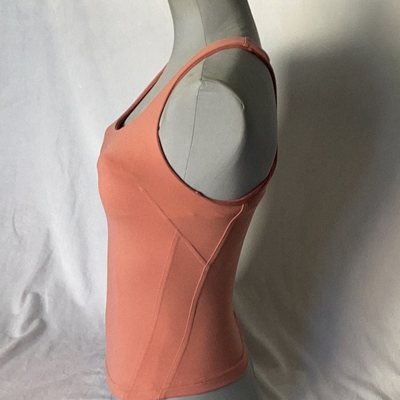 Lululemon tank top - Picture 4 of 7